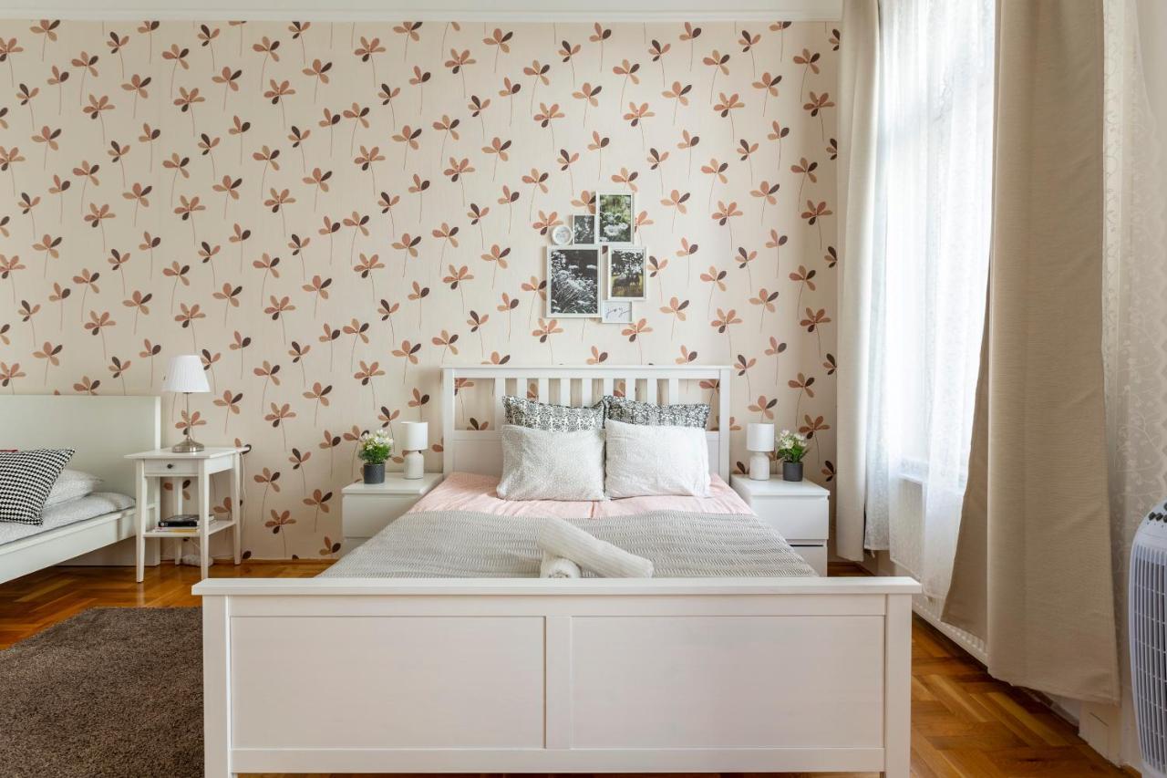 Deluxe Dream Home In The Center บูดาเปสต์ ภายนอก รูปภาพ